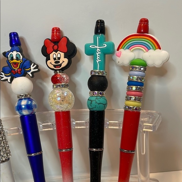 Vibrant Blue and Red Office Stationery Pens - Picture 3 of 3